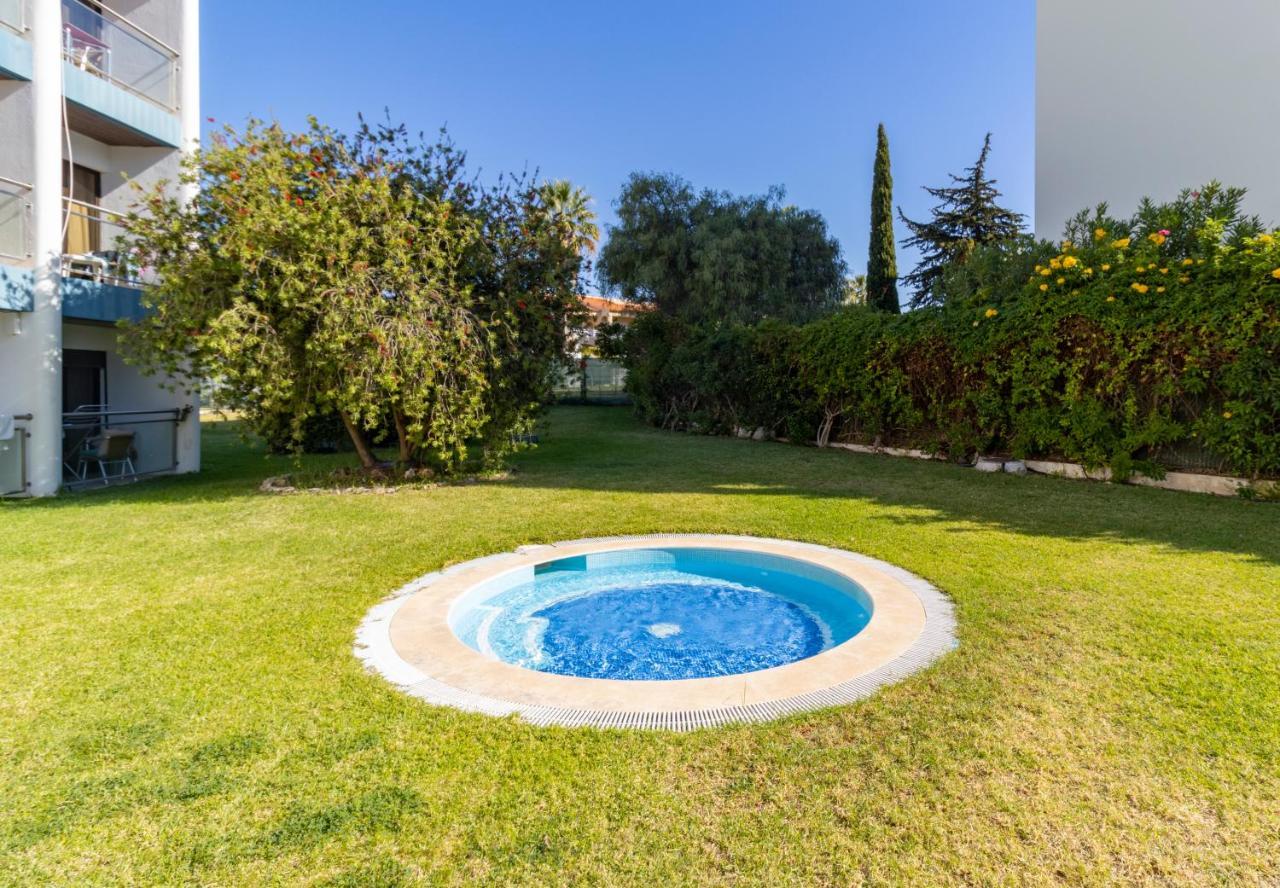 Zarco - Cosy Apartment In Vilamoura With A Balcony With View To The 2 Swimming Pools - Near The Beach & The Marina Quarteira Eksteriør bilde