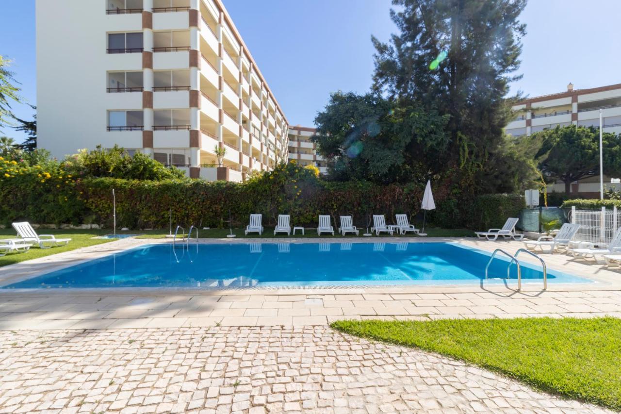 Zarco - Cosy Apartment In Vilamoura With A Balcony With View To The 2 Swimming Pools - Near The Beach & The Marina Quarteira Eksteriør bilde
